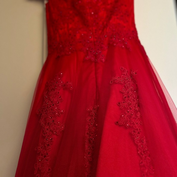 Red and long prom dress - Picture 9 of 11